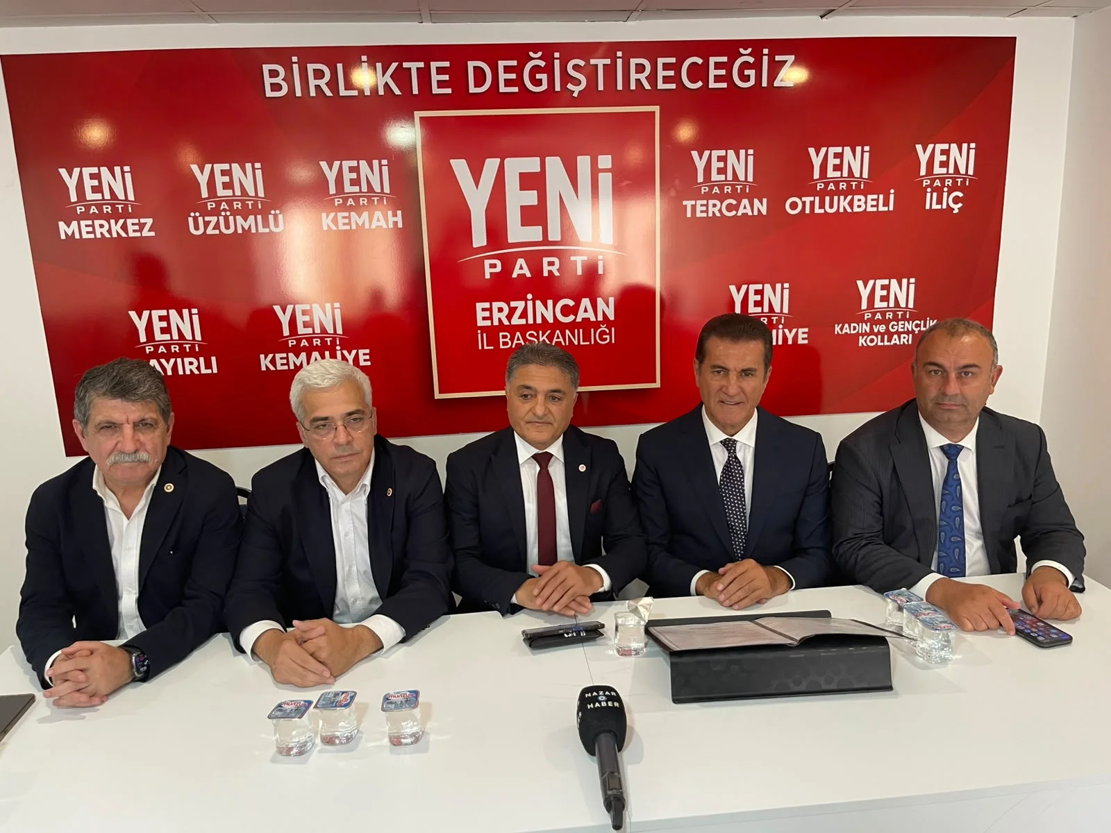 Yeni Parti Erzincan’da Gündemi Değerlendirdi